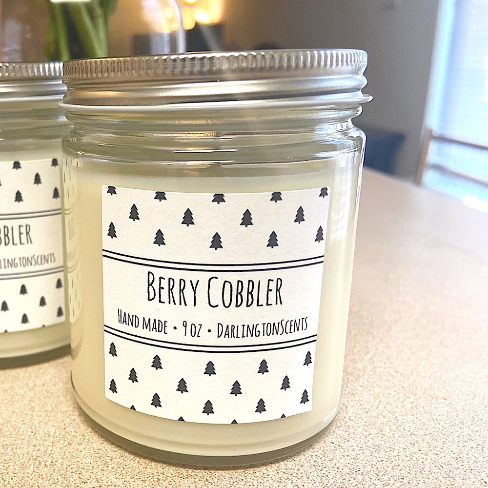Berry cobbler candle